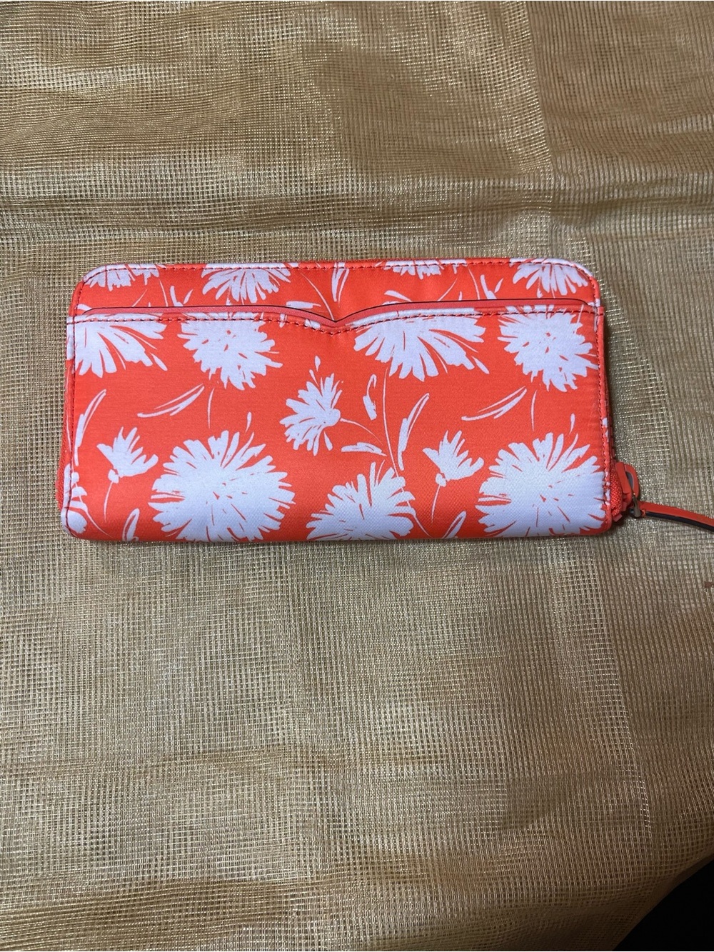 kate spade Coral and White Floral Zip Wallet - Picture 4 of 4